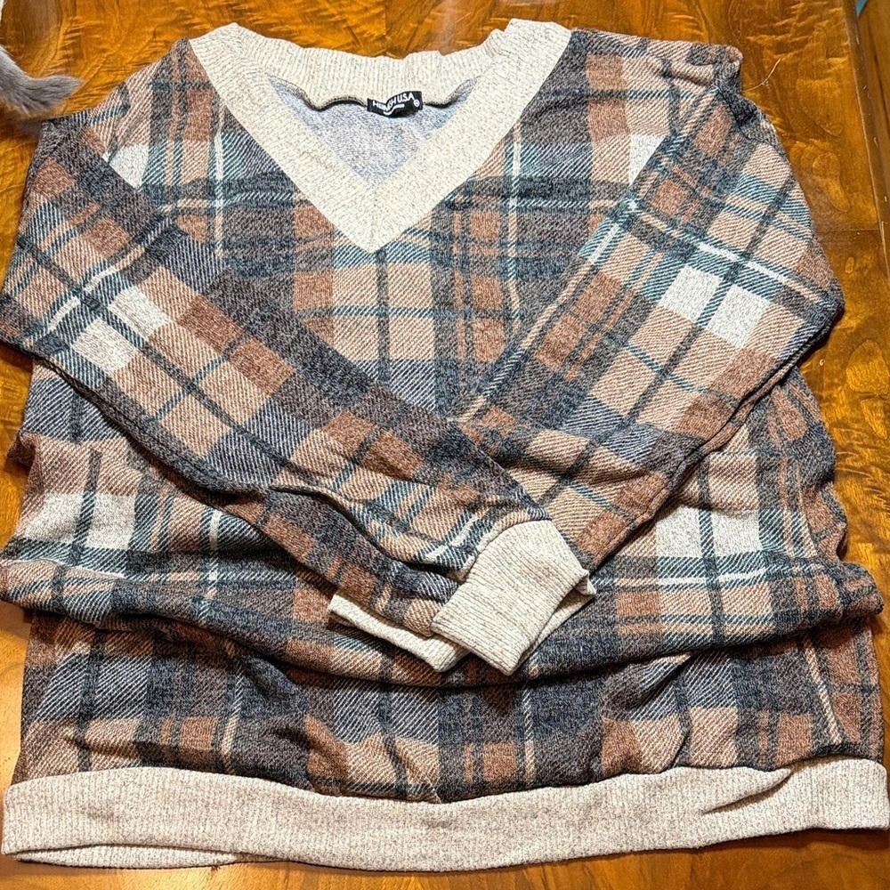 Heimish U.S.A. | Brown Plaid | V-Neck | Knit Top | Ribbed Trim | 1XL | Excellent